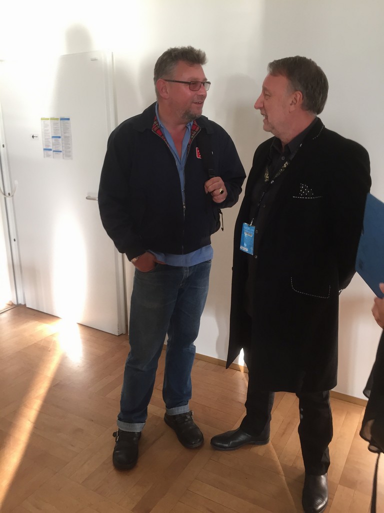 02 Rudi Esch and Peter Hook.jpg