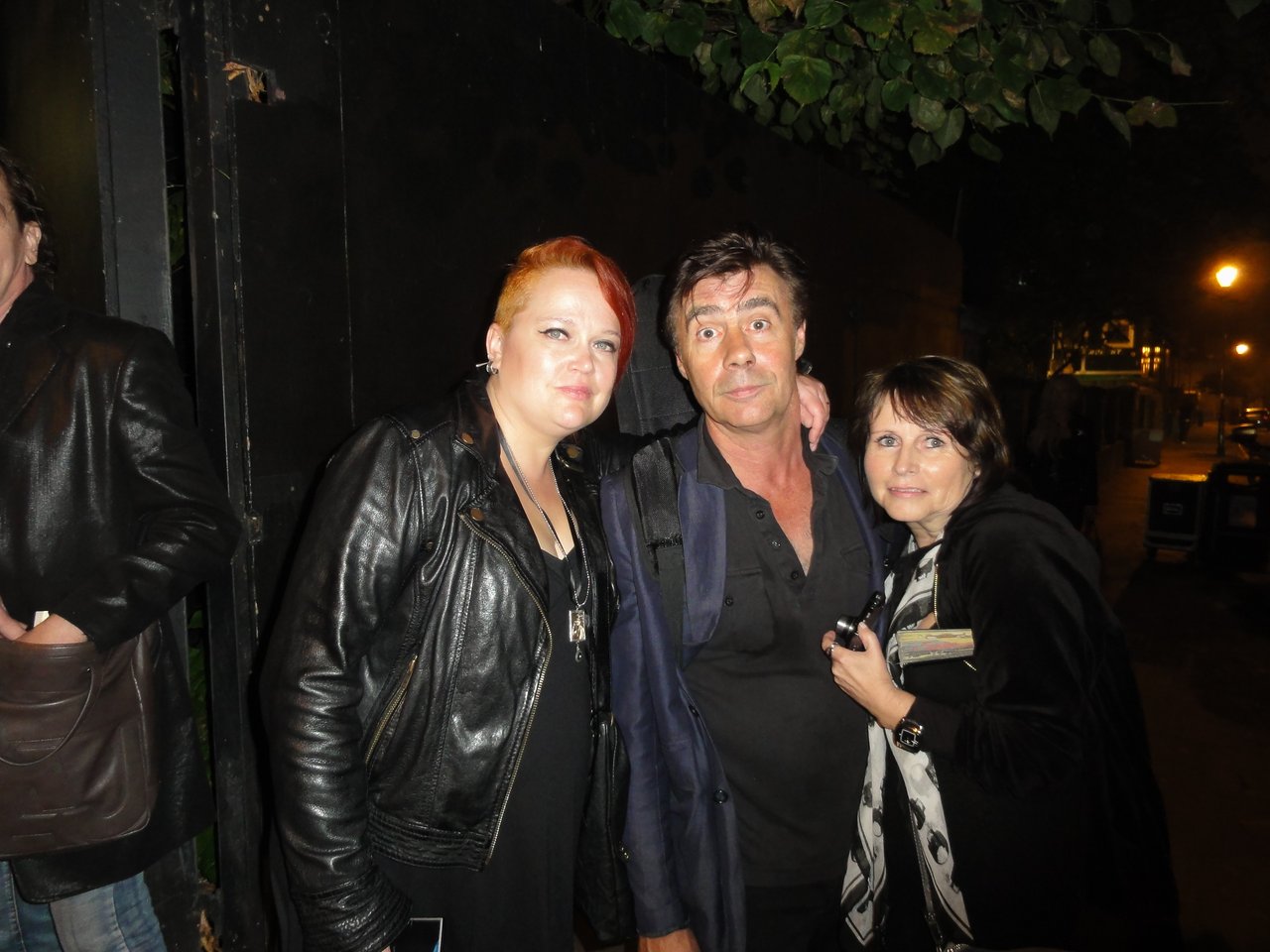 56 Tuula_Glen Matlock_Leena.jpg