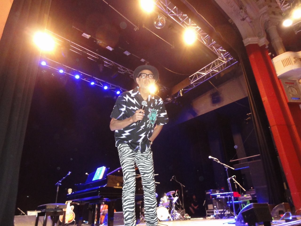07 Jeff Goldblum at the Shepherds Bush Empire.JPG