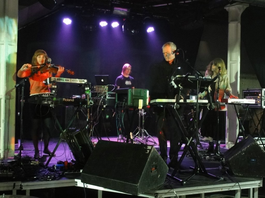 32 John Foxx and the Maths soundcheck.jpg