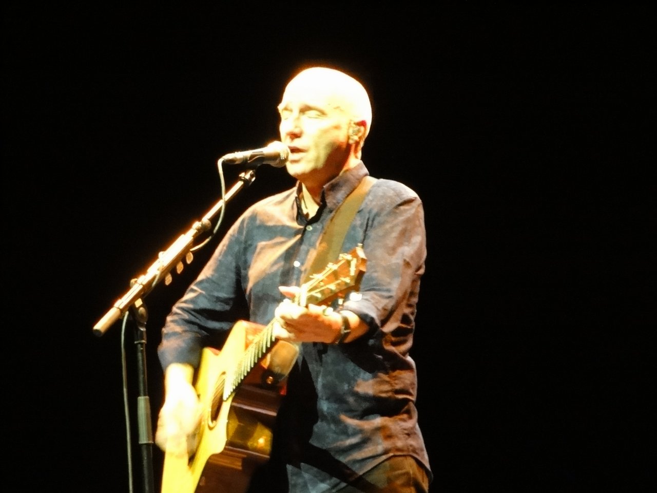 13 Midge Ure live 9-11-2014.jpg