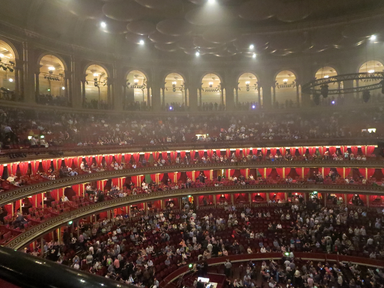 16 OMD live at the Royal Albert Hall.jpg