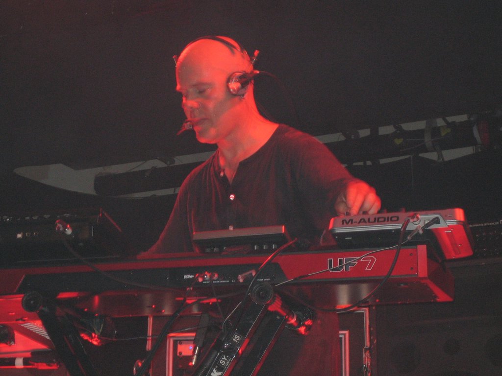 Thomas Dolby 30.JPG