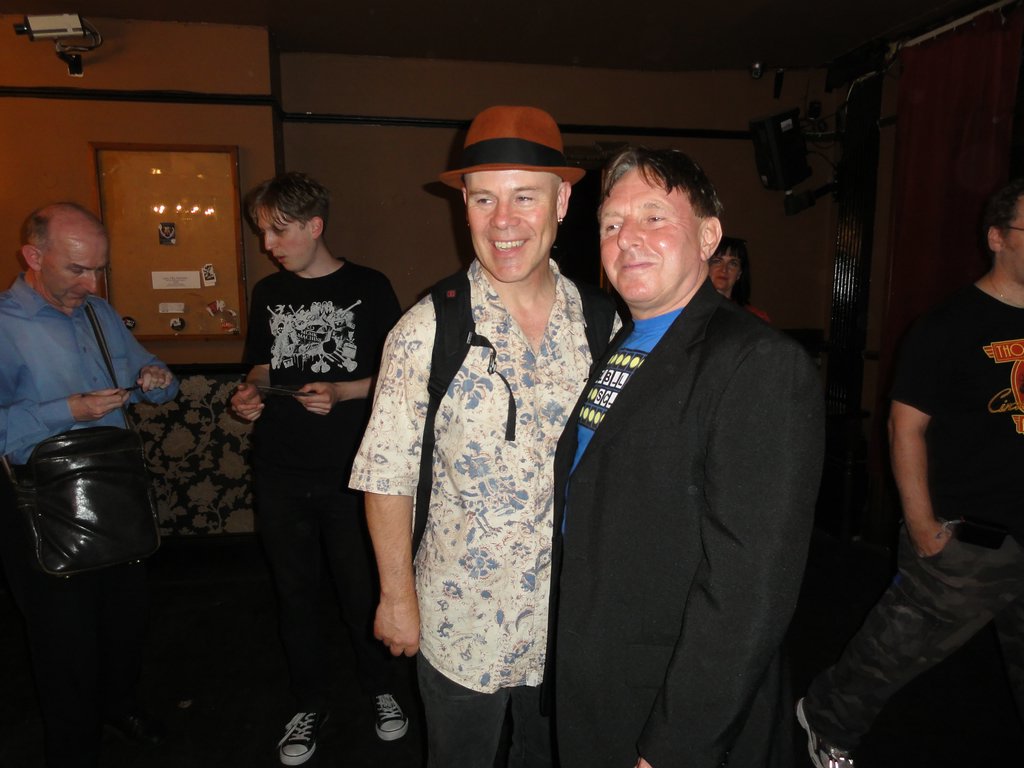 30 Thomas Dolby and Paul Simon.JPG