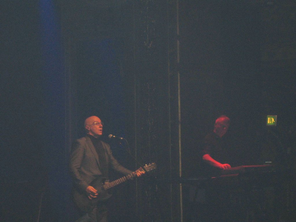 09 Ultravox.jpg