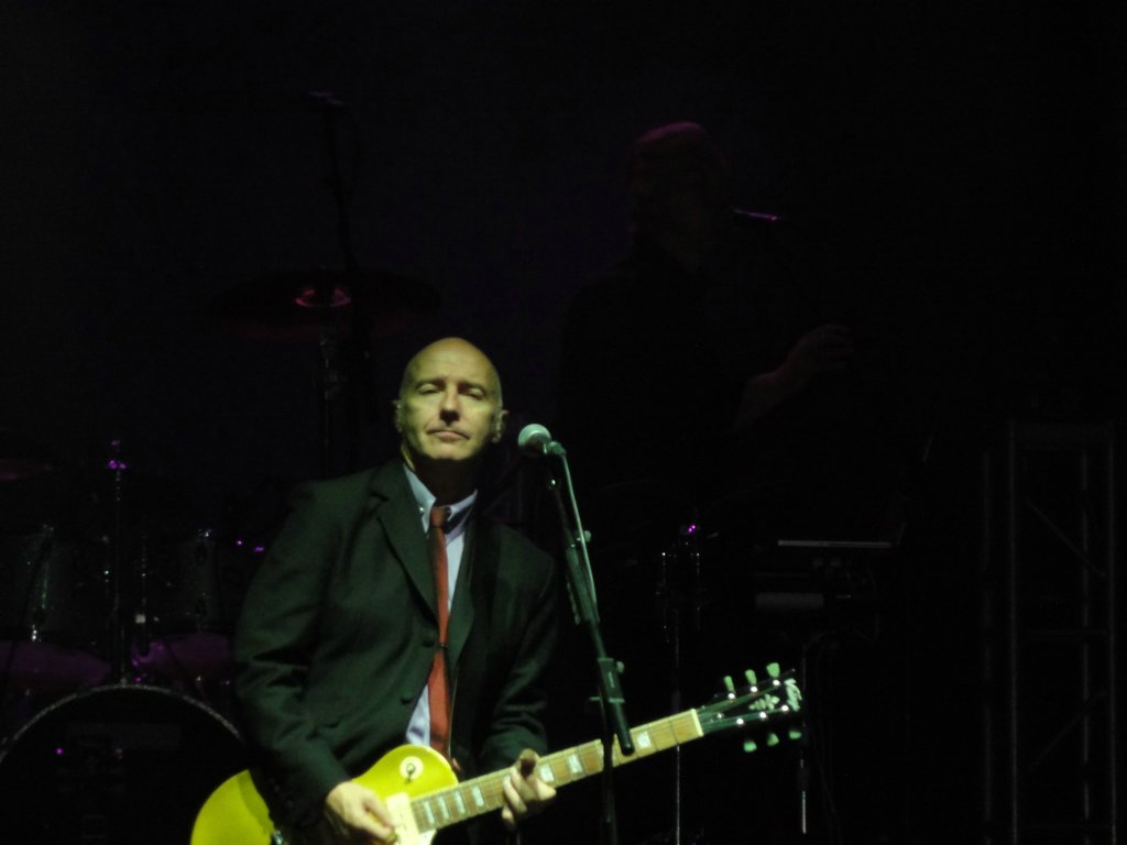 24 Midge Ure.jpg