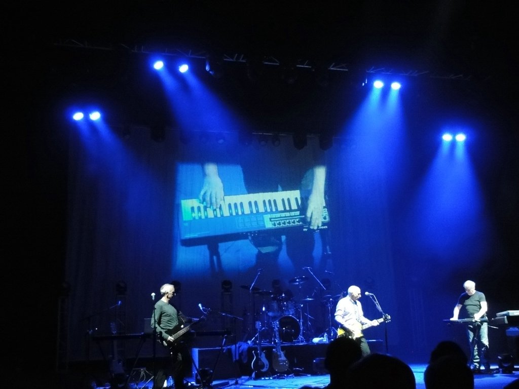 28 Ultravox at Hammersmith Apollo.jpg